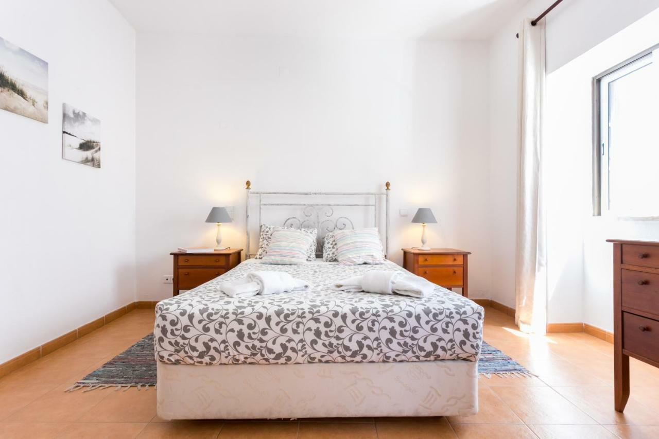 3 Marias Garden House B&B Lagos Ngoại thất bức ảnh